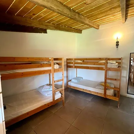 旅馆 The Tree House Surf Camp