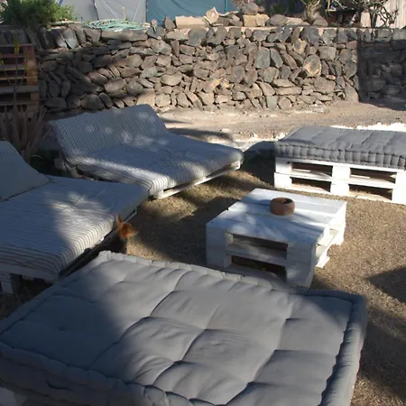 The Tree House Surf Camp 旅馆 *