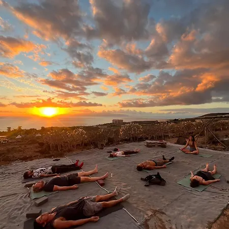 The Tree House Surf Camp * أذيخي